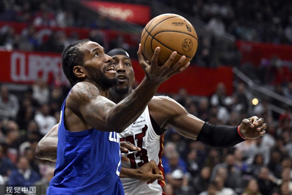 充满坚定与 充满坚定与