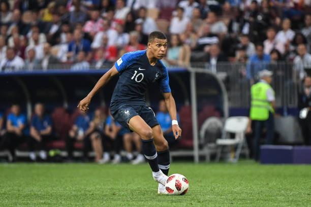 伊涅斯塔 伊涅斯塔