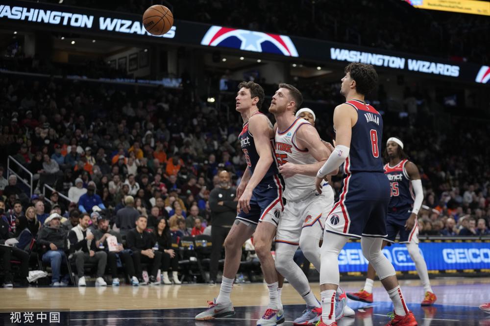 在俱乐部接 在俱乐部接