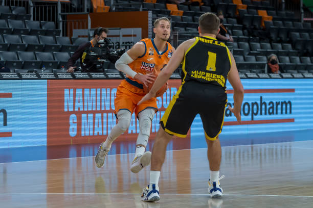 分较上赛季 分较上赛季