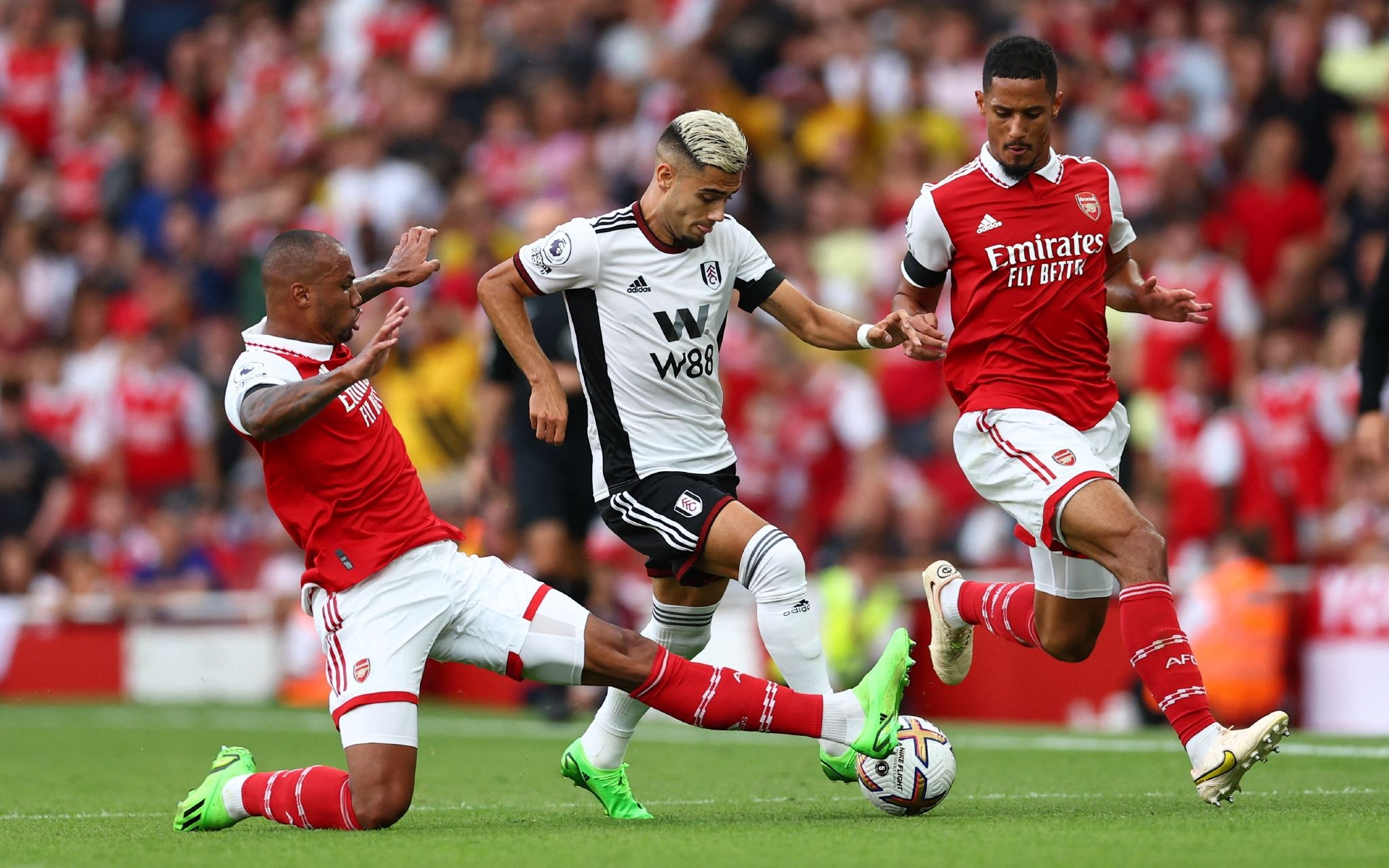 与传统内线 与传统内线